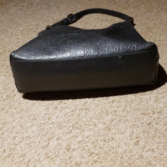 Gucci signature black authentic bag - Picture 5 of 8